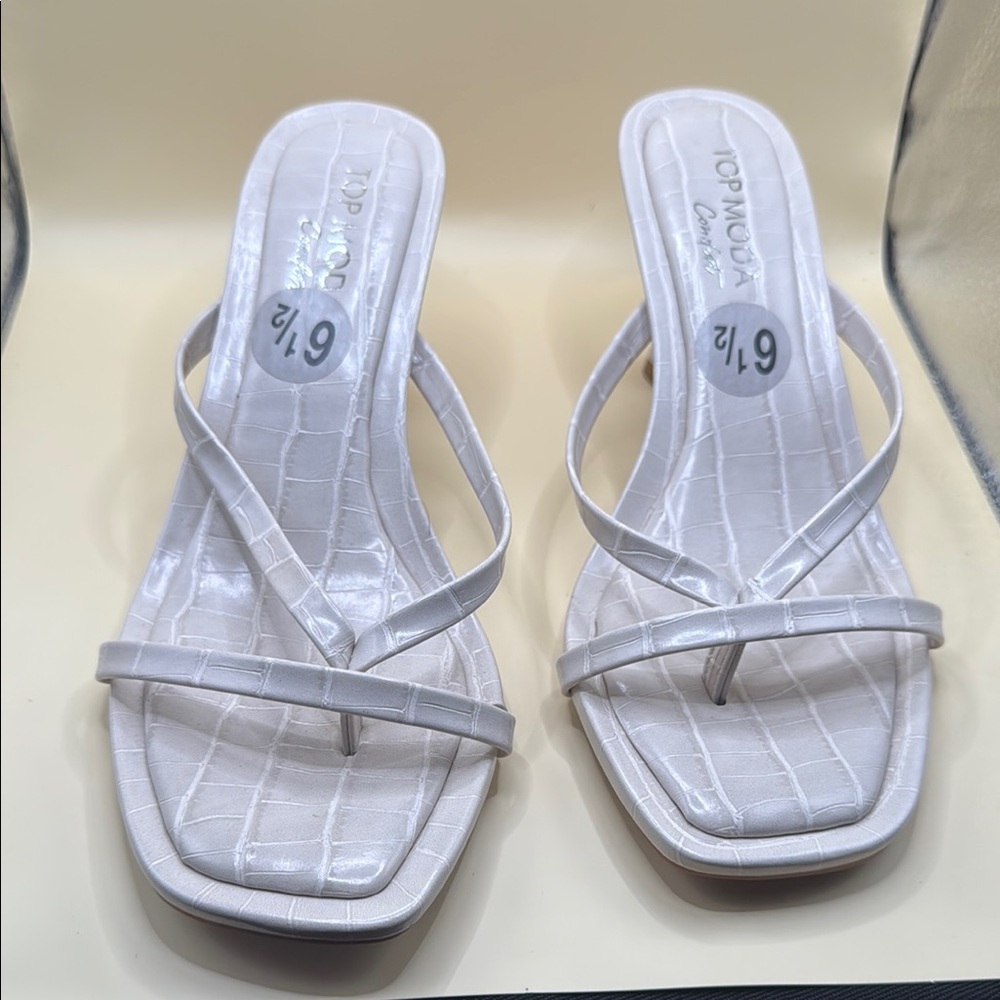 TOP Moda Croc-Embossed White Sandals